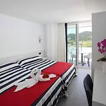 Hotel Europa Splash & 4*