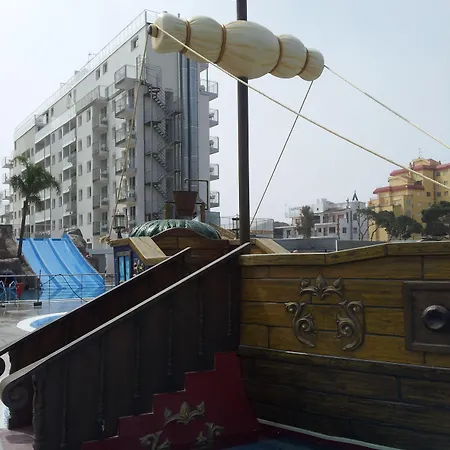 Hotel Europa Splash & 4*
