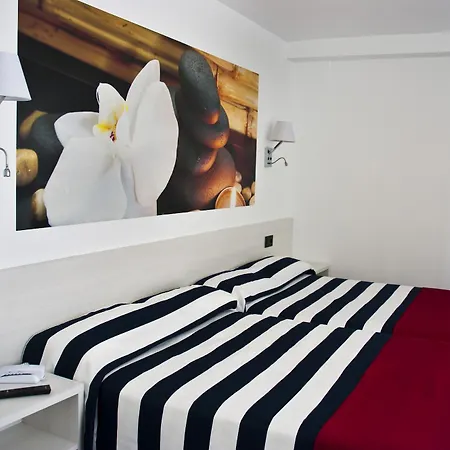 Europa Splash & Hotel 4*
