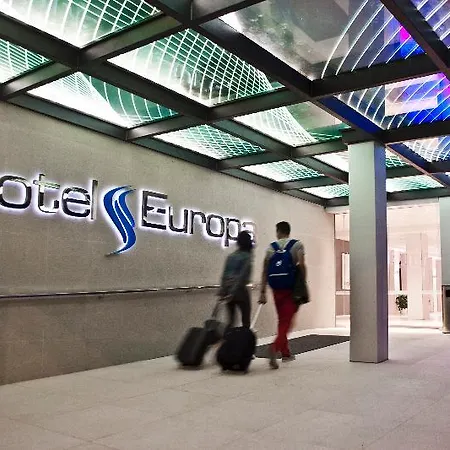 Europa Splash & Hotel 4*