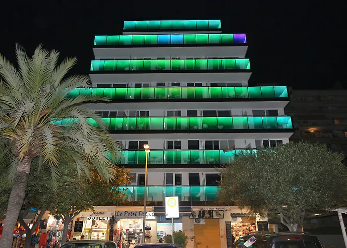 Hotel Europa Splash & 4*