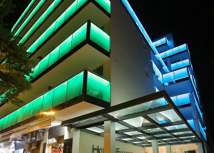 Europa Splash & Hotel 4*